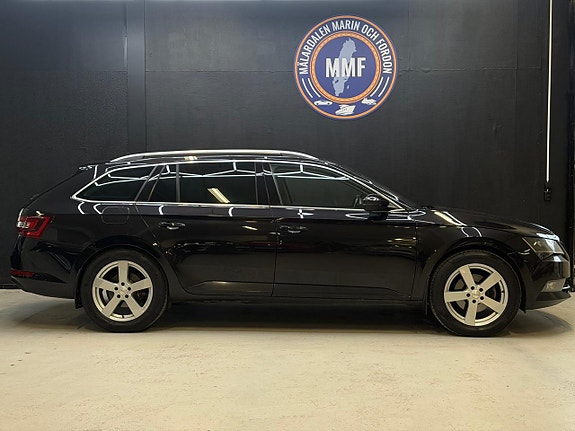 Skoda Superb 2 of 26