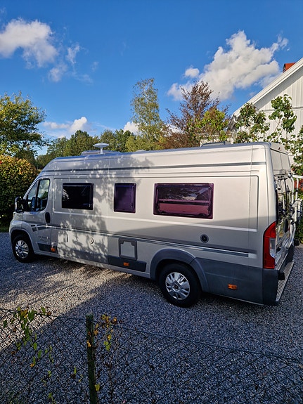 Karmann Mobil Davis 620 Långbädd 3 of 16