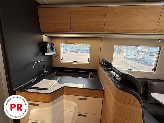 Adria Coral PLUS 670SL 9 of 14