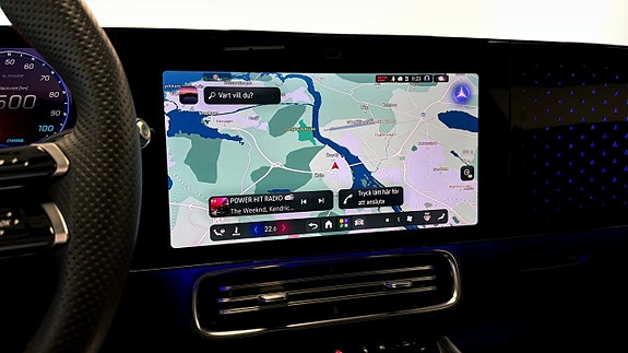 Mercedes-Benz CLA350 12 of 22