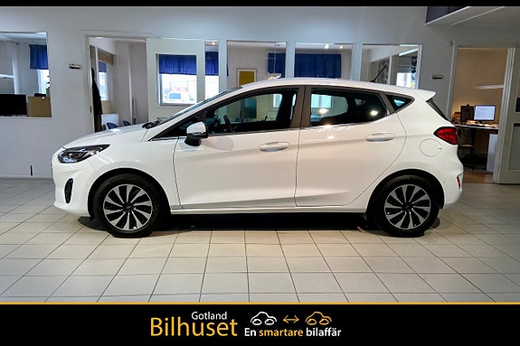 Ford Fiesta 2 of 11