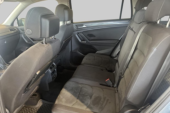 Volkswagen Tiguan Allspace 9 of 17