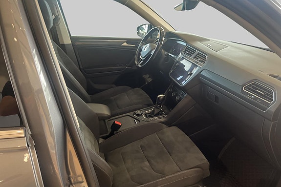 Volkswagen Tiguan Allspace 7 of 17