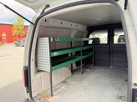Volkswagen Caddy Maxi 15 of 25