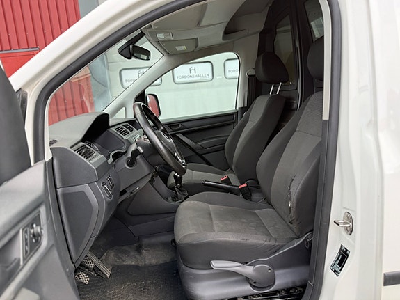 Volkswagen Caddy Maxi 17 of 25