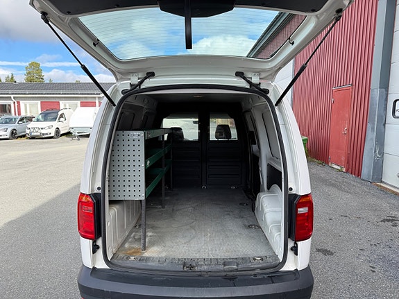 Volkswagen Caddy Maxi 12 of 25