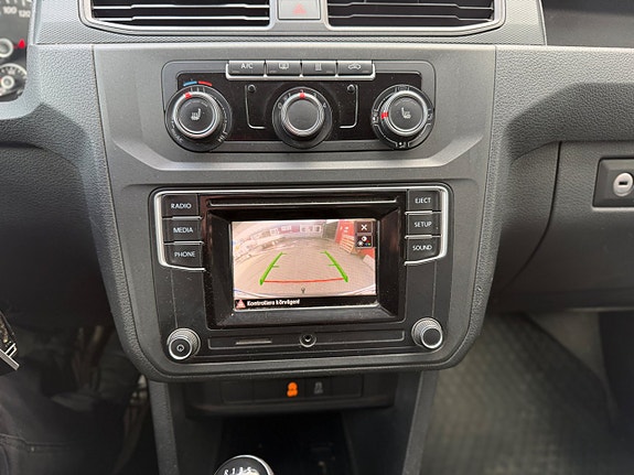 Volkswagen Caddy Maxi 22 of 25