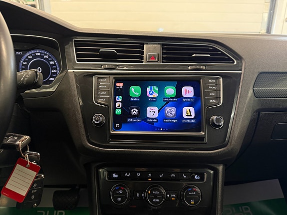 Volkswagen Tiguan 14 of 23