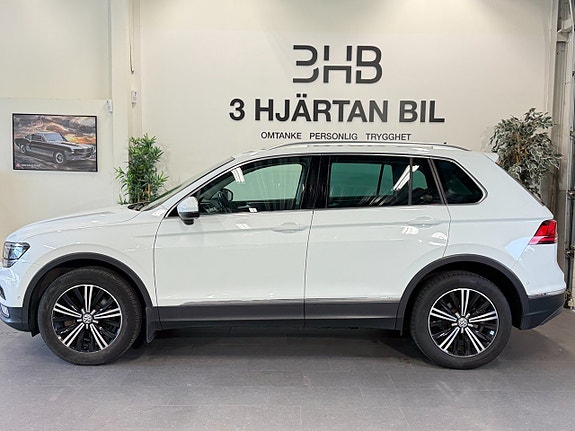 Volkswagen Tiguan 2 of 23