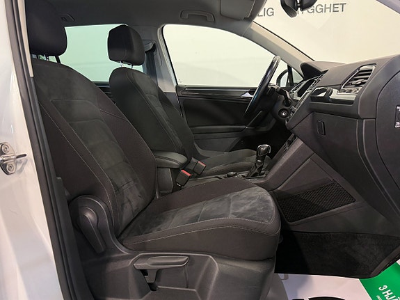 Volkswagen Tiguan 19 of 23
