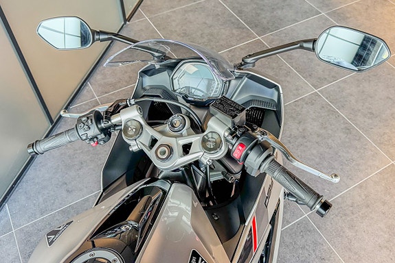 Triumph Daytona 660 | SEASON SALE | SPARA 22.500:- 5 of 5