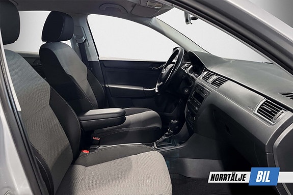 Skoda Rapid 11 of 18