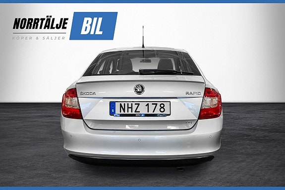 Skoda Rapid 7 of 18