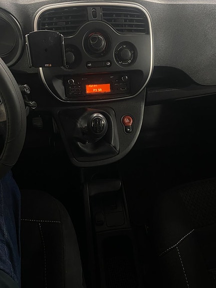 Renault Kangoo Express 14 of 15