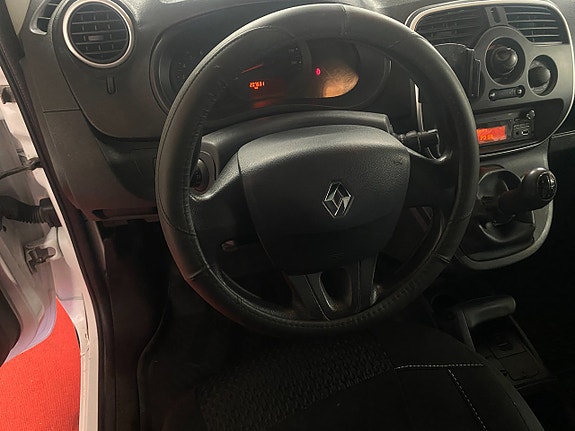 Renault Kangoo Express 12 of 15
