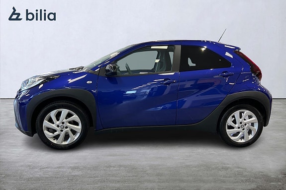Toyota Aygo X 3 of 21