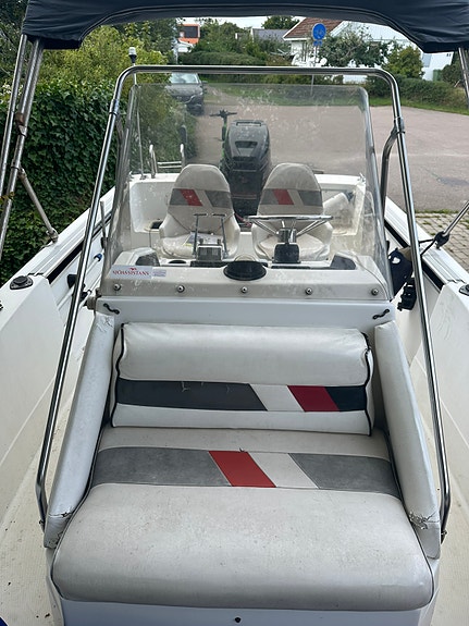 Bayliner Trophy 1903 CC – 150 hk Force + 30-trailer + Lowrance – höstpris 4 of 11