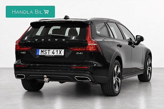 Volvo V60 Cross Country 5 of 25