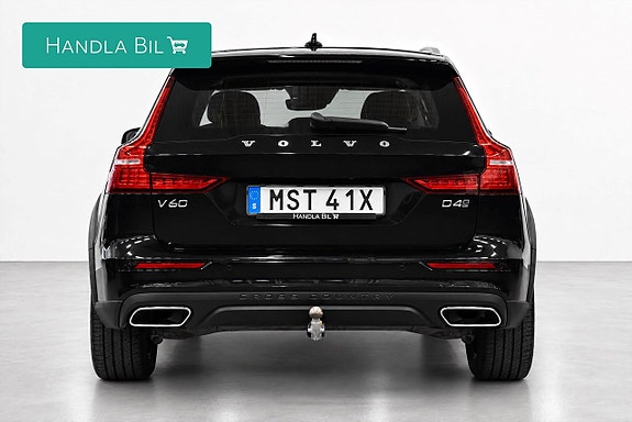 Volvo V60 Cross Country 6 of 25