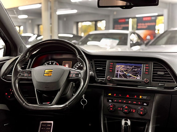 Seat Leon Cupra 2.0 TSI 280 ch BVA / Toit ouvrant / Alcantara / GPS / Sièges chauffants