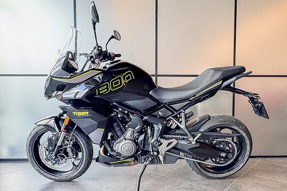 Triumph Tiger 800 Sport | SEASON SALE | SPARA 19.400:- 3 of 5