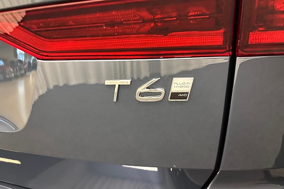 Volvo XC60 19 of 28