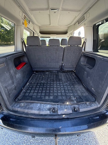 Volkswagen Caddy 11 of 12