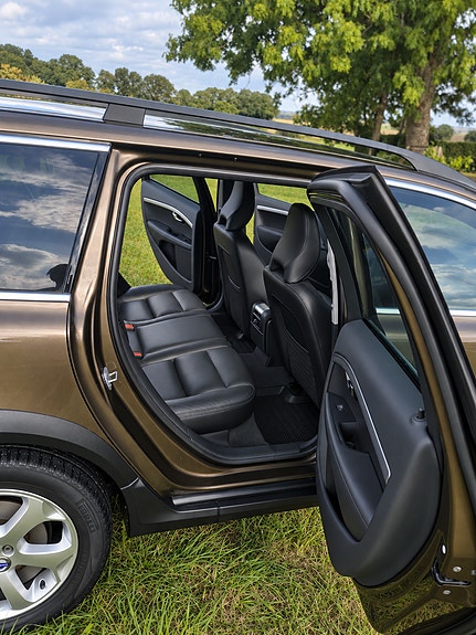 Volvo XC70 8 of 14