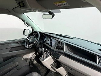 Volkswagen Transporter 9 of 16