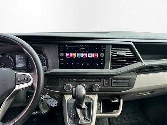 Volkswagen Transporter 12 of 16