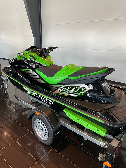 Kawasaki Ultra 310R 2015 – 310 hk + 80-trailer 2 of 2
