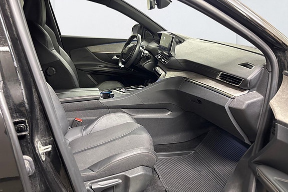 Peugeot 3008 7 of 10