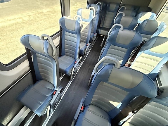 Mercedes-Benz Sprinter 519 cdi 22 platser 8 of 11