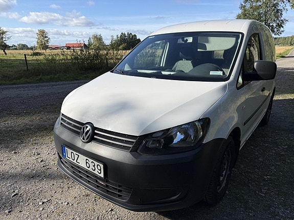 Volkswagen Caddy 2 of 9