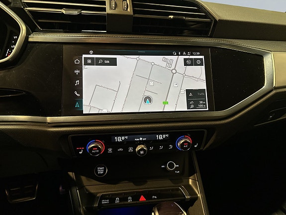 Audi Q3 15 of 25