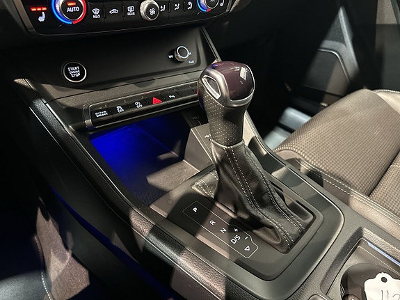 Audi Q3 23 of 25