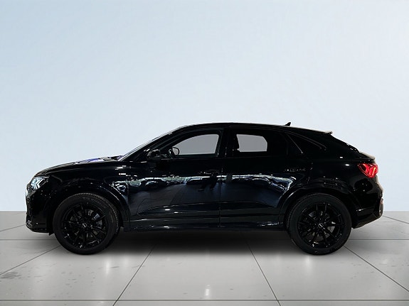 Audi Q3 4 of 25