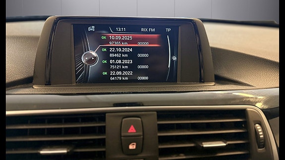 BMW 320d 19 of 25