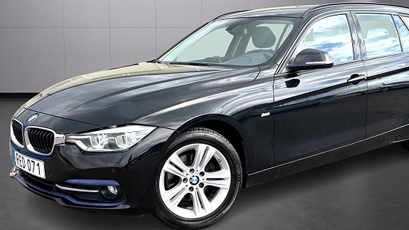 BMW 320d 10 of 25