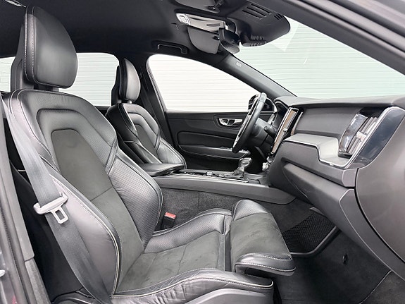 Volvo XC60 18 of 19