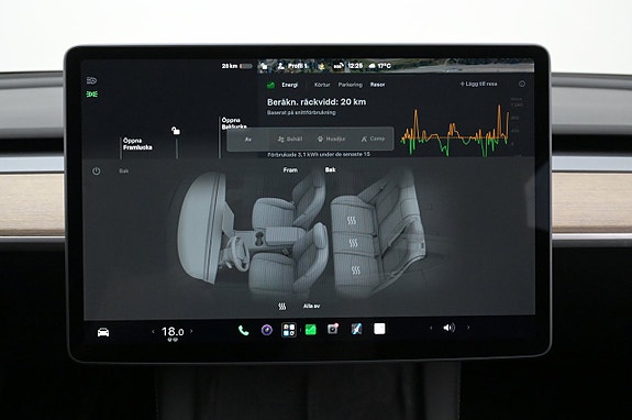 Tesla Model Y 21 of 27