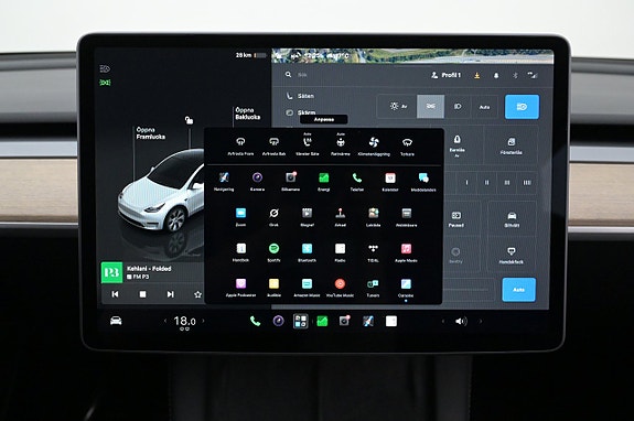Tesla Model Y 22 of 27