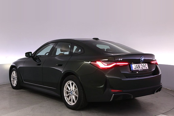 BMW i4 4 of 27
