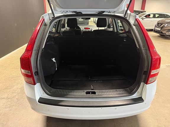 Kia Ceed 10 of 21