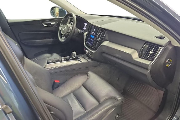 Volvo XC60 7 of 22