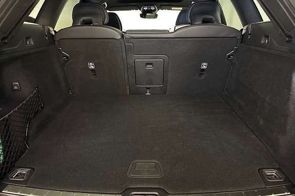 Volvo XC60 13 of 21
