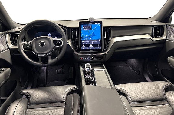 Volvo XC60 9 of 21