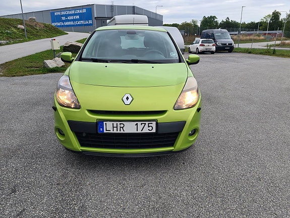 Renault Clio 6 of 7