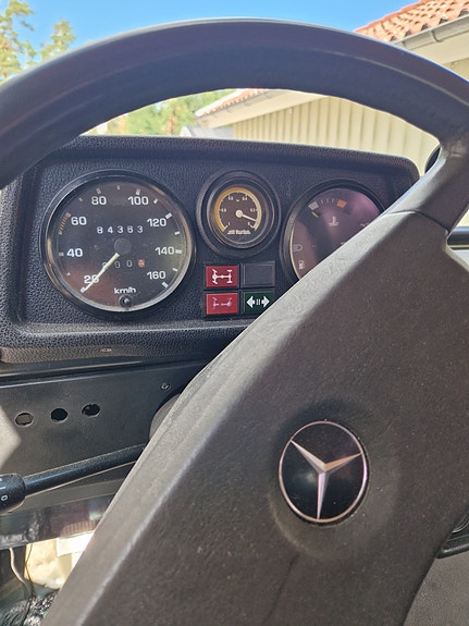 Mercedes-Benz 300 GD 7 of 7
