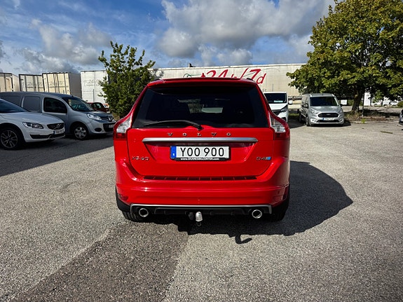 Volvo XC60 8 of 18